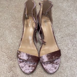 Pink Crushed velvet heel